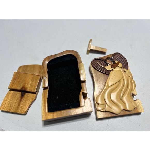 Carver Dan's Angel Magic  Puzzle Carved Wooden Trinket Box - Picture 8 of 9